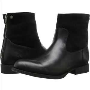 Frye Ankle Boots Black Leather and Suede size 7